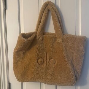 ALO Yoga Cozy Brown Sherpa Tote